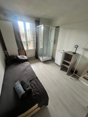 Studette proximité Paris